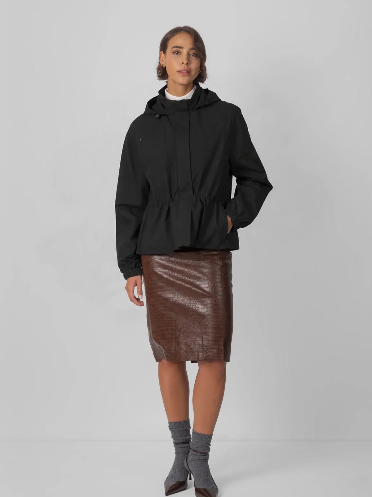 PUFFLT Short Drawstring Waist Rain Jacket
