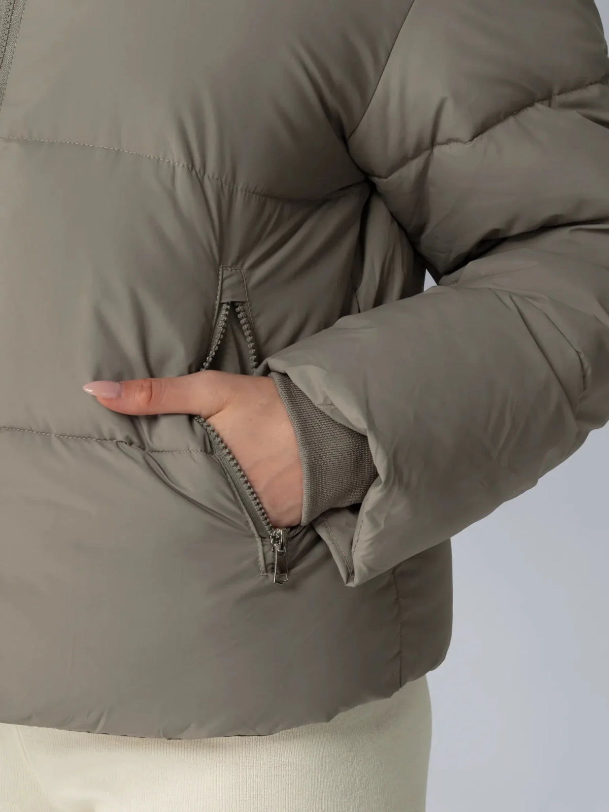 PUFFLT Short Detachable Hooded Puffer Jacket