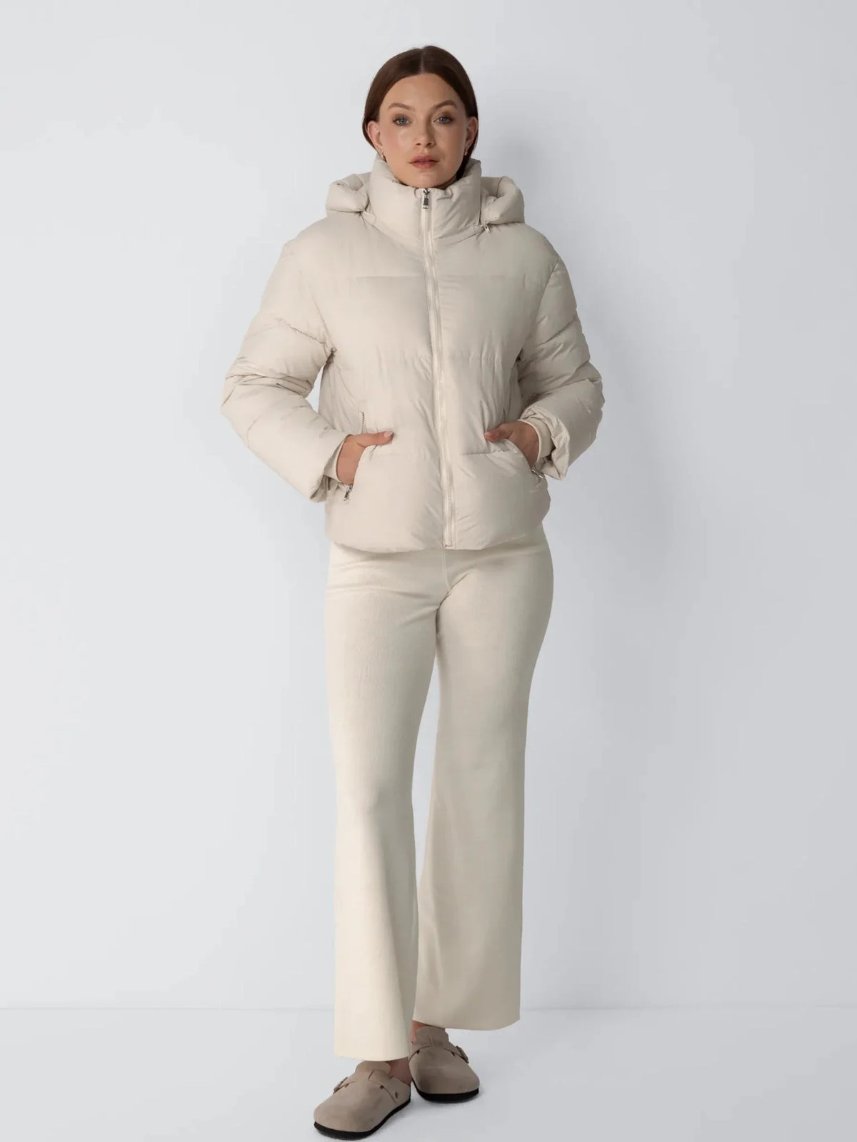 PUFFLT Short Detachable Hooded Puffer Jacket