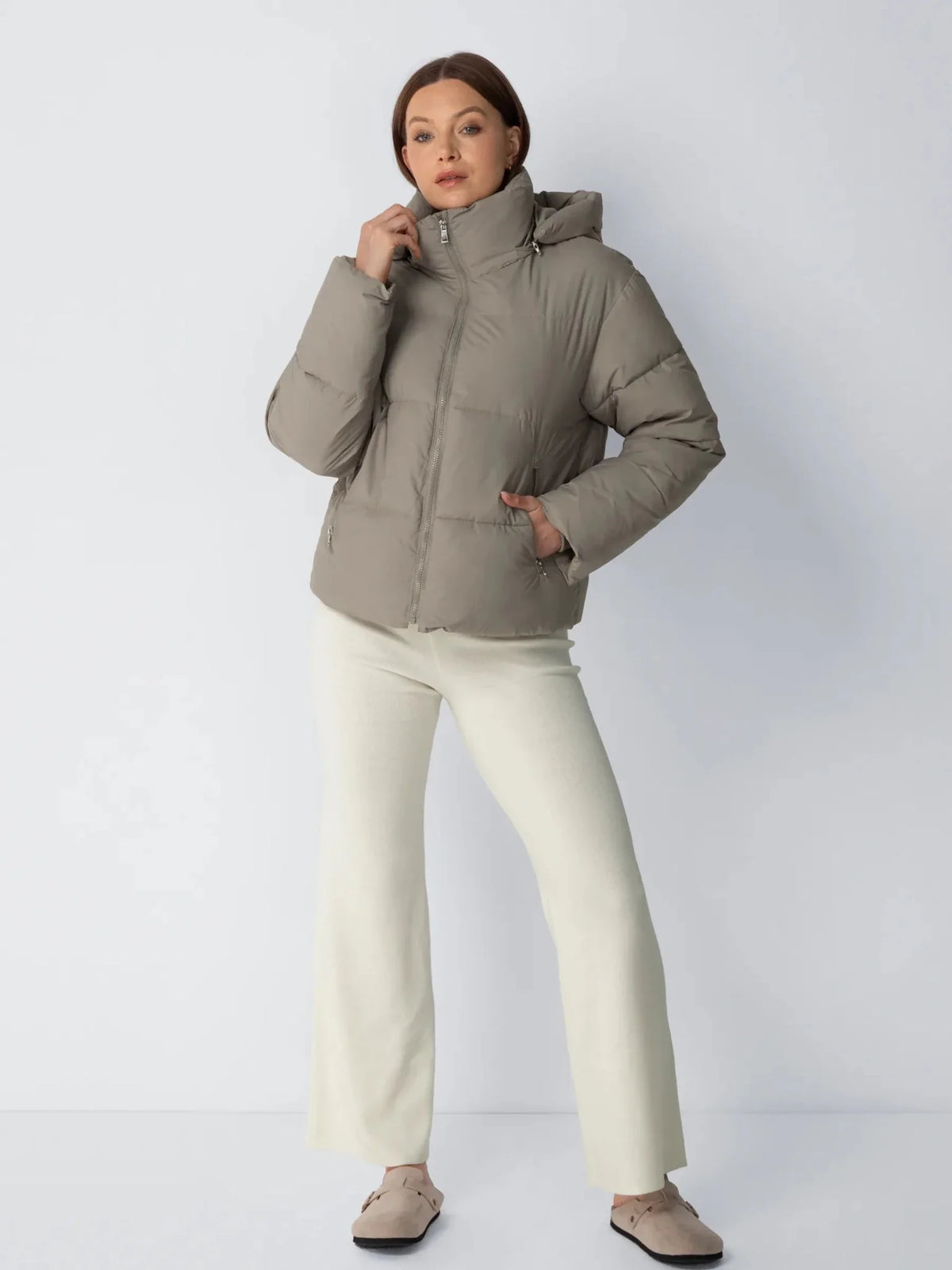 PUFFLT Short Detachable Hooded Puffer Jacket