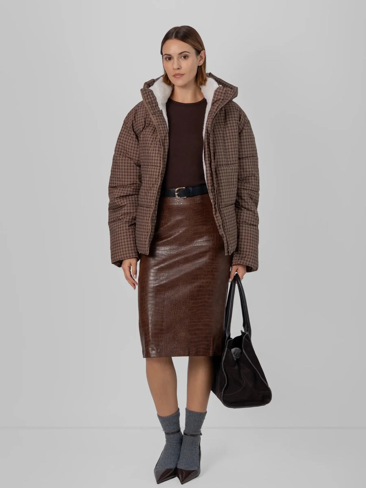 PUFFLT Faux Fur Lined Detachable Hooded Short Puffer Jacket