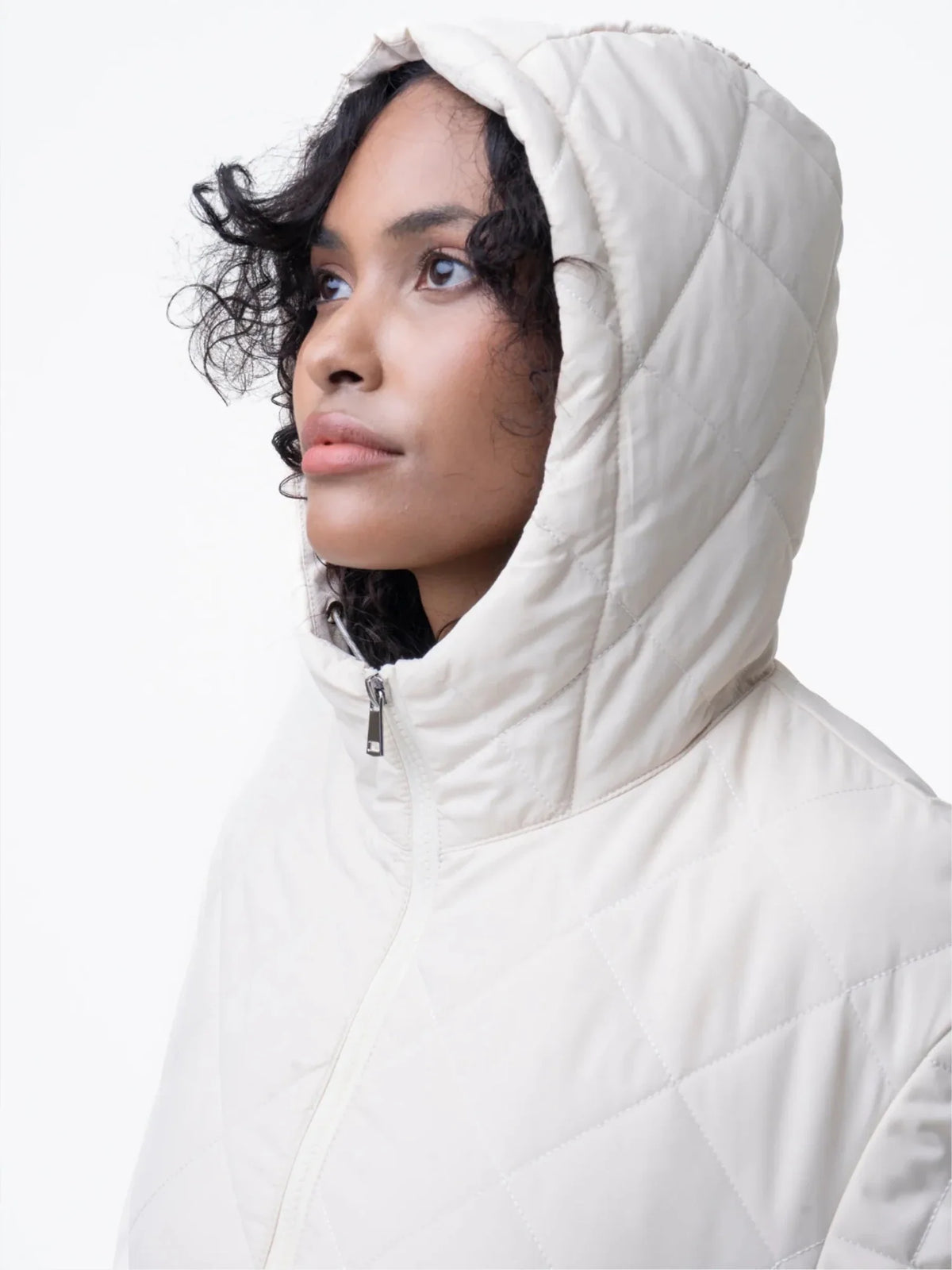PUFFLT Short Diamond Quilted Jacket