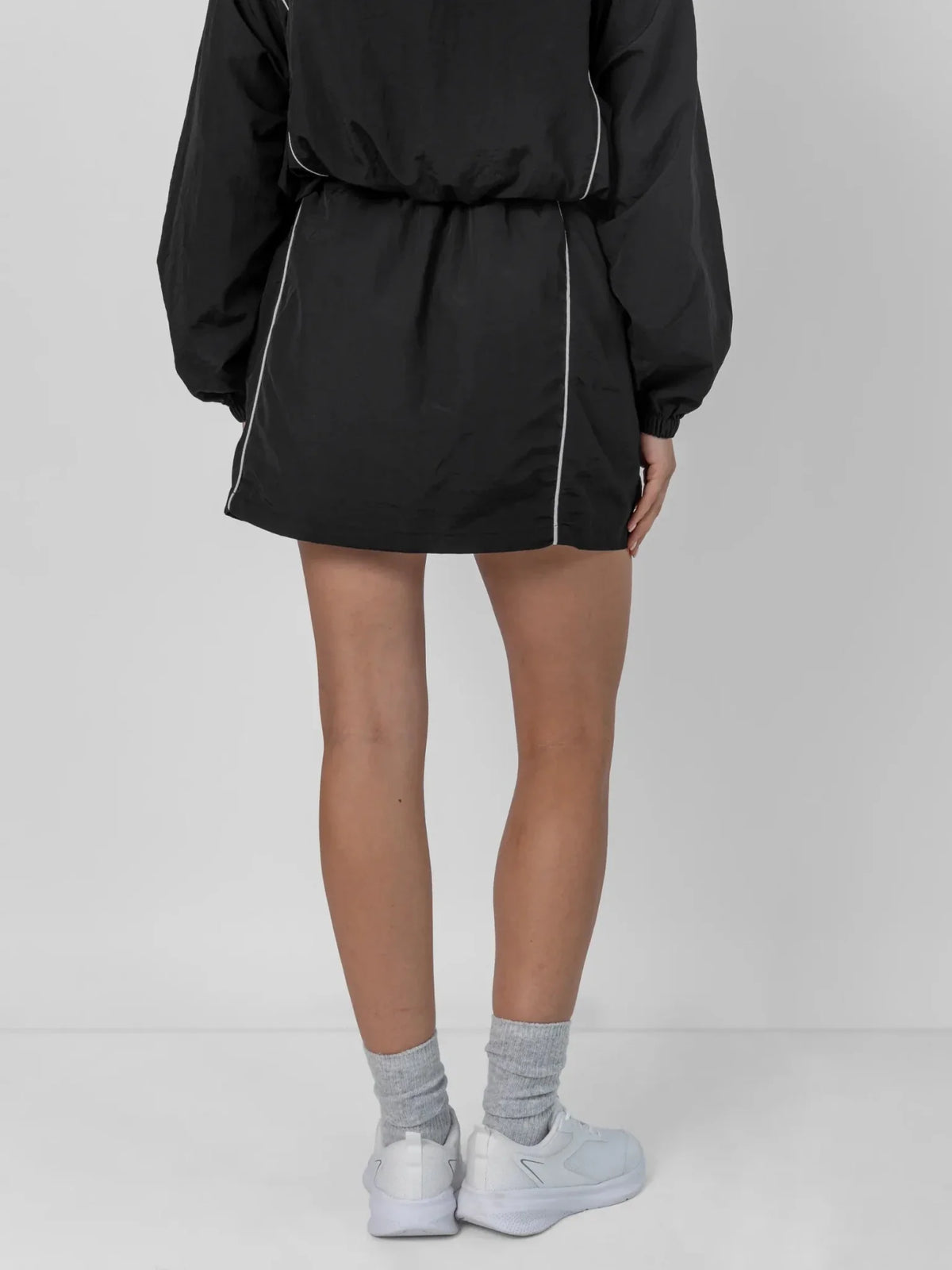 PUFFLT Water Repellent Regular Fit Track Skirt