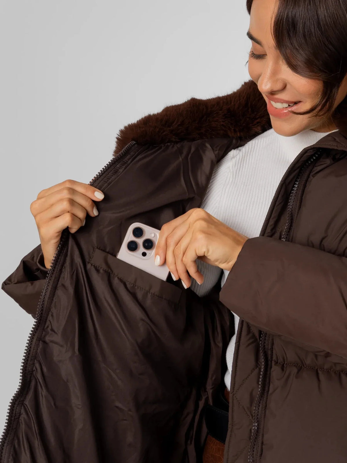 PUFFLT Detachable Faux Fur Collar Hooded Puffer