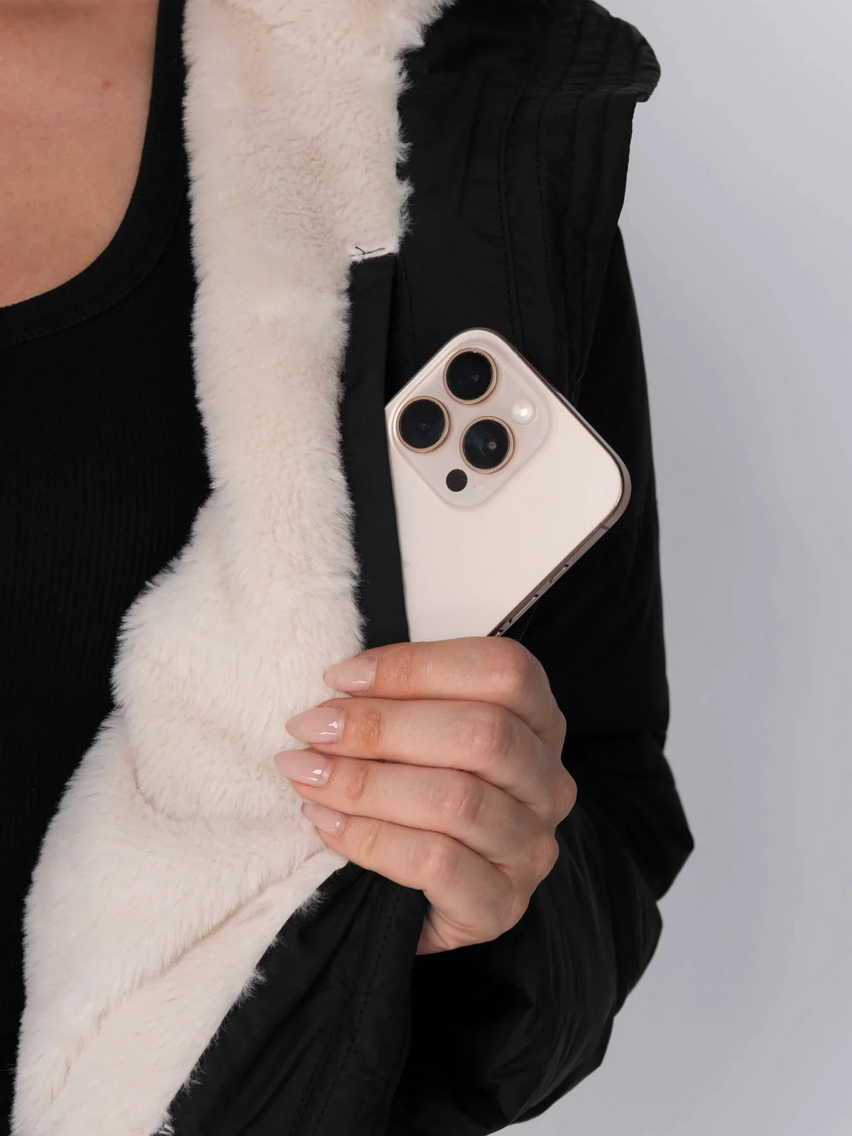 PUFFLT Faux Fur Lined Detachable Hooded Short Puffer Jacket